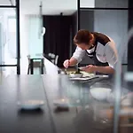 Neu Residences Smart 4*