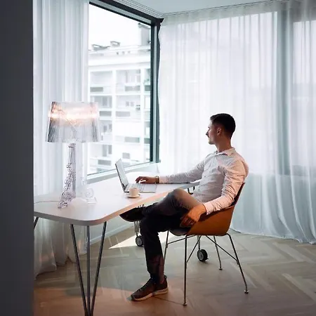 Neu Residences Smart Aparthotel 4*