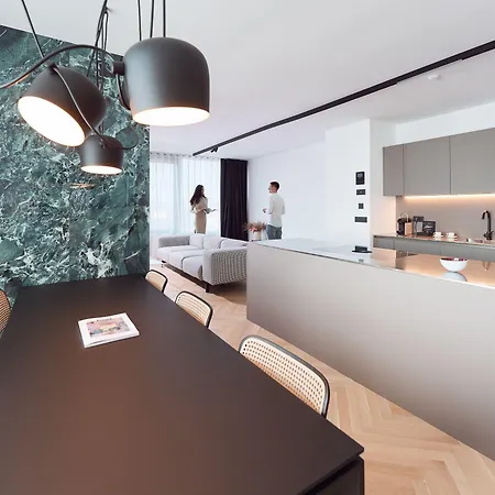 Neu Residences Smart Lägenhetshotell Ljubljana