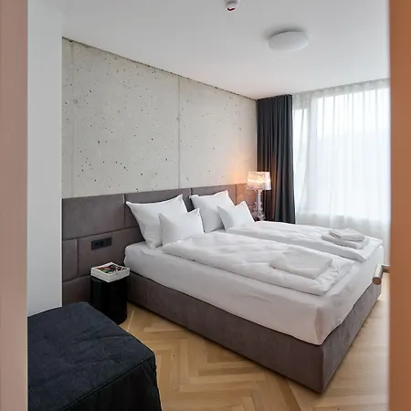 Neu Residences Smart Lägenhetshotell Ljubljana