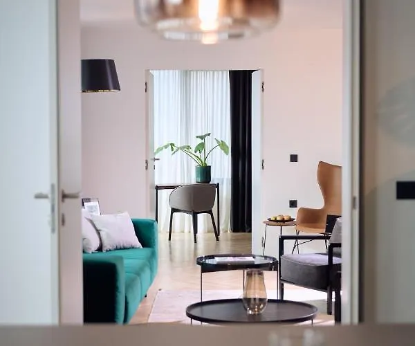 Neu Residences Smart 4*