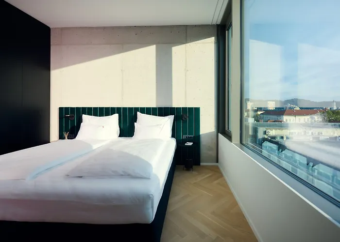 Apart-hotel Neu Residences Smart 4*