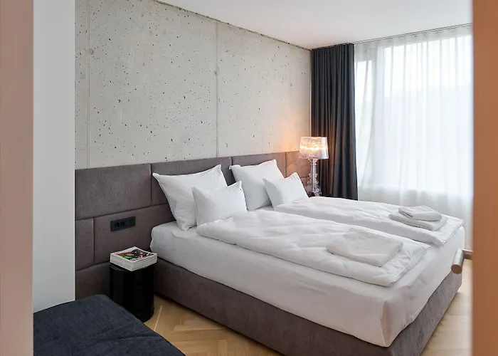 Neu Residences Smart Lägenhetshotell Ljubljana