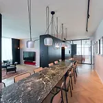 Neu Residences Smart Aparthotel 4*