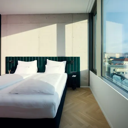 Апарт-отель Neu Residences Smart 4*