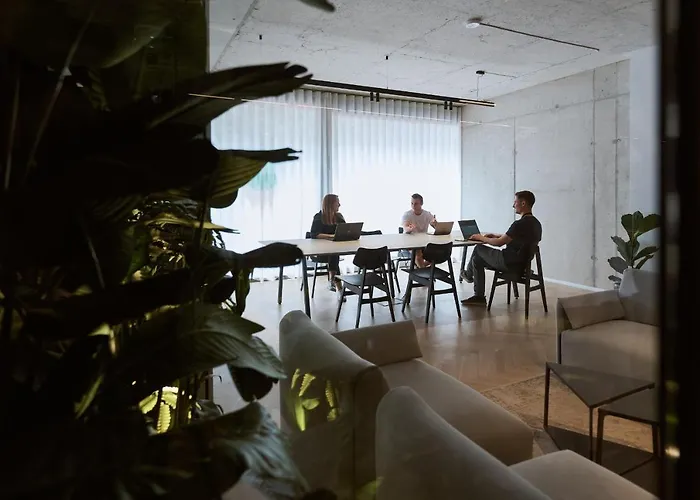 Neu Residences Smart 4*