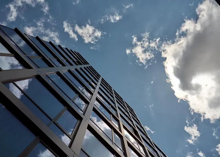 Neu Residences Smart 4*