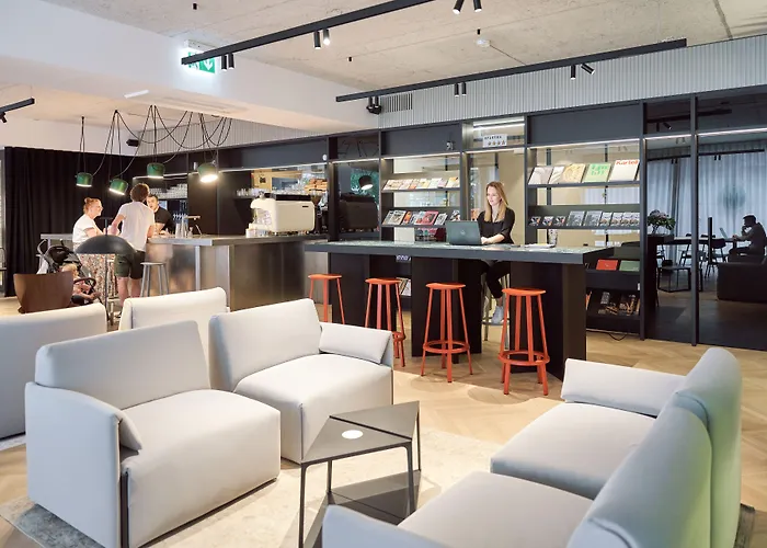 Neu Residences Smart Aparthotel 4*